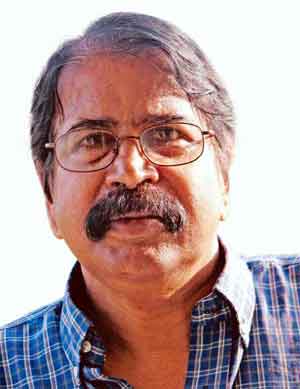 E Harikumar - Novelist, Story Writer in Malayalam