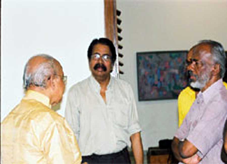 E Harikumar with  Artist K Damodaran and Cartoonist Yesudasan