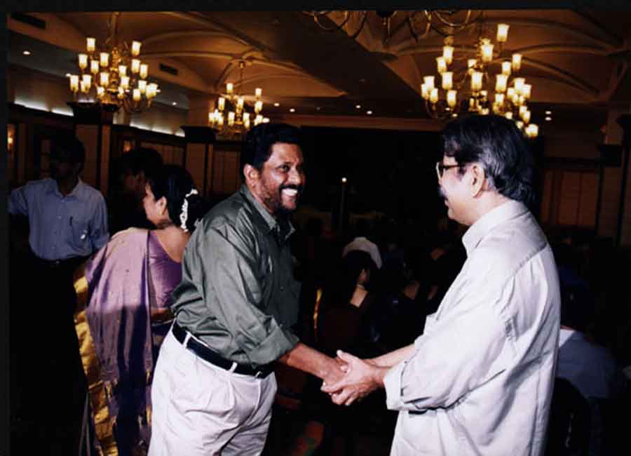 E Harikumar with  Mr. Anandakuttan, famous cinematographer.